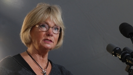 Partileder Pia Kjærsgaard (DF) på talerstolen.