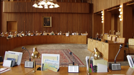 Regeringen fastholder, at der kommer en reform af de store kommuners magistratstyre inden kommunalvalget i november 2013.