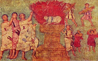 Figur 2: Freske
der viser tilbedelsen af guldkalven fra synagogen i Dura-Europos.
Freskerne befinder sig på Nationalmuseet i Damaskus (Foto: Rubina Raja).