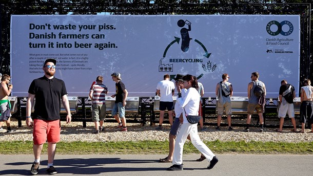 Landbrug og Fødevarer indsamlede 60.000 liter urin på Roskilde Festival i 2015. Et nyt ølprojekt var født&nbsp;med massiv mediedækning. Året efter floppede samme koncept til Folkemødet. Kend din målgruppe, fortæller organisationen.