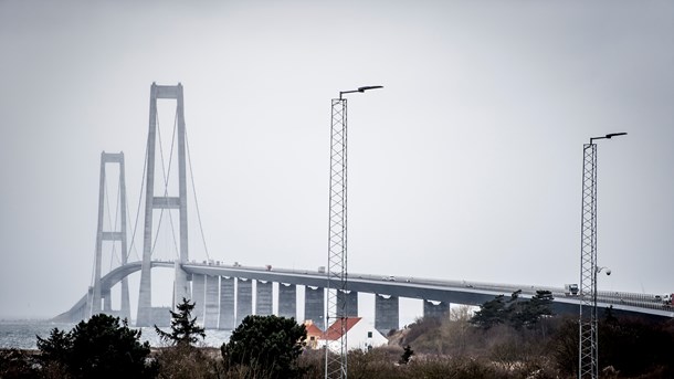 Flere udflyttede arbejdspladser har i forbindelse med første udflytningsrunde valgt at bruge penge på hjælpepakker til at fastholde medarbejdere. 