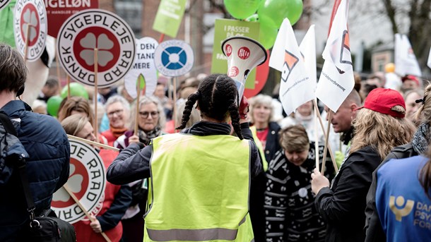 Ifølge professor Bent
Greve ser det ud til at blive lønmodtagersiden, der trækker sig sejrrigt ud af
det nye OK18-slagsmål om retten til betalt frokostpause for de statsansatte.
