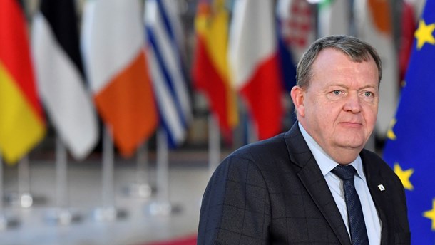 Statsminister Lars Løkke Rasmussen (V) har anlagt en mere EU-positiv linje, men selvom EU-modstanderne er svækket, er der ikke stemning for at afskaffe forbeholdene.<br>