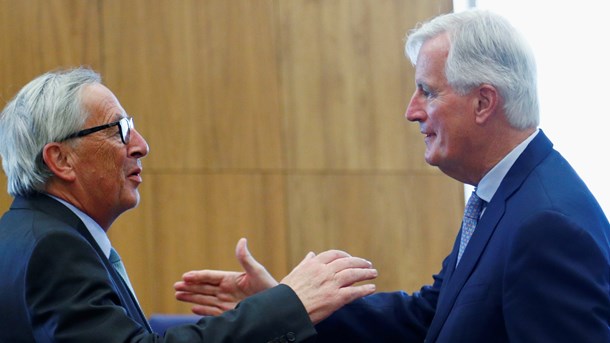 EU's chefforhandler Michel Barnier (th.) deltog i onsdagens kommissærmøde i Bruxelles, hvor kommissærerne blandt andet drøftede forberedelser på et Brexit uden en aftale.