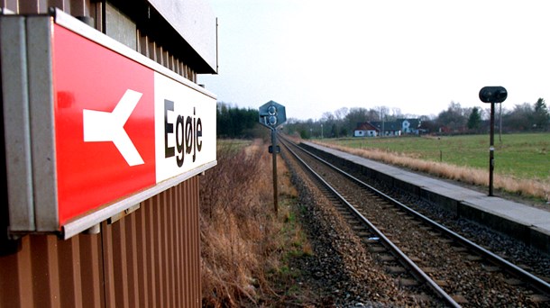 Egøje Station tæt ved Køge er ét af flere stop på Østbanen, som i fremtiden måske skal omstilles til at være holdeplads for en eldreven buslinje.&nbsp;&nbsp;