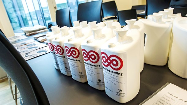 Kræftens Bekæmpelse forsøger at flytte deres store landsindsamling, som efter planen skal finde sted 29. marts.