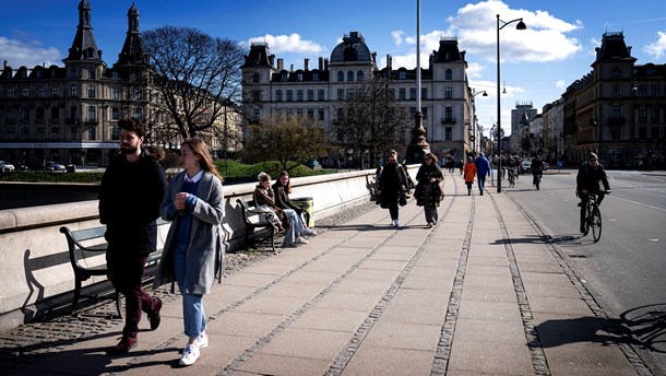 Dagens Overblik: Ny Hastelov Skal Kunne Forbyde Små Forsamlinger ...