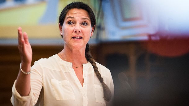 Vores ældre har ret til at leve det liv, som de selv har valgt, også selvom de bor på plejehjem, skriver ældreordfører Jane Heitmann (V).