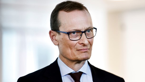 Fødevareministeriets departementschef, Henrik Studsgaard, har ifølge Mogens Jensen beklaget embedsværkets håndtering af minksagen.&nbsp;