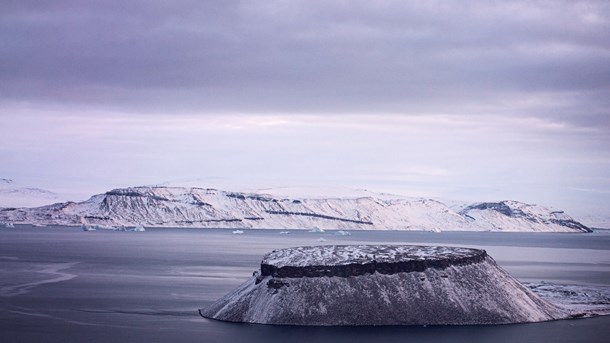 Grønland kan komme i klemme ved en fortsat konfliktoptrapning i Arktis. Derfor skal Kongeriget Danmark gøre en indsats for en ny Ilulissat-erklæring, skriver Emma Rudbeck.
