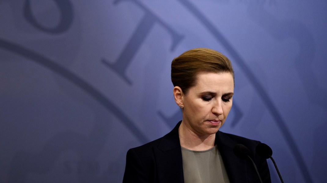 Socialdemokratiets historiske position i velfærdsdebatten forpligter – Mette Frederiksen og hendes ideologer skylder at melde sig ind i debatten om velfærdsforsikringer, skriver Altingets magasinredaktør.