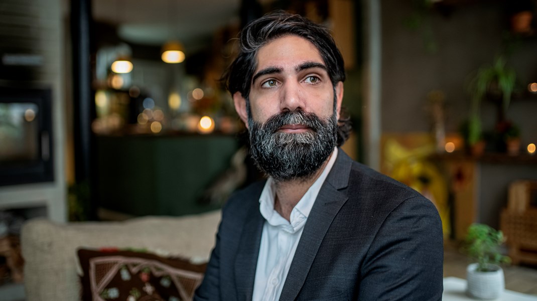 Når stormen over Talibans tilbagevenden i Afghanistan har lagt sig, bør Mattias Tesfaye og Jeppe Kofod udstede en offentlig undskyldning og forlade deres respektive poster, skriver Nima Zamani. 