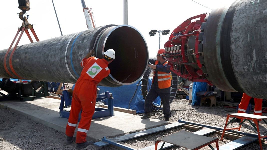 Naturgaspriserne er eksploderet på det seneste i Europa. Det samme er uenighederne om, hvad der skal gøres ved det. Et af spørgsmålene er, om EU fortsat skal være stærkt afhængig af import af gas udefra, for eksempel fra den kontroversielle Nord Stream II-ledning fra Rusland.