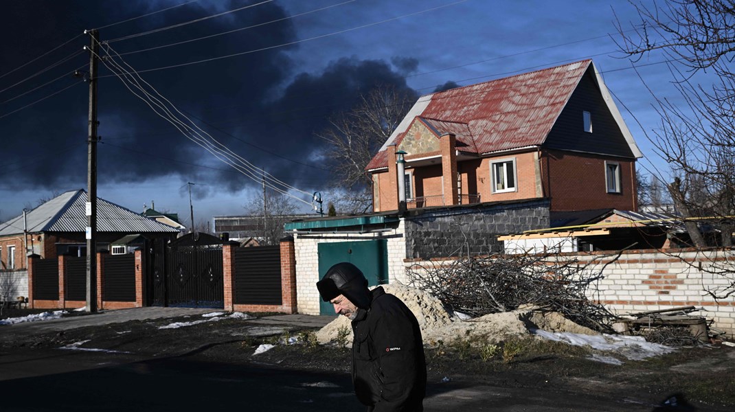 Der er ødelæggelser i flere ukrainske byer, efter at Rusland natten til torsdag igangsatte et angreb mod Ukraine.
