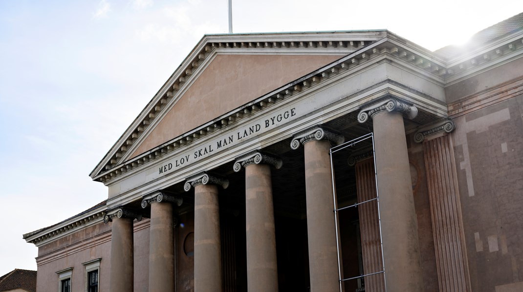 Former National Police Department Head Acquitted of Corruption Charges