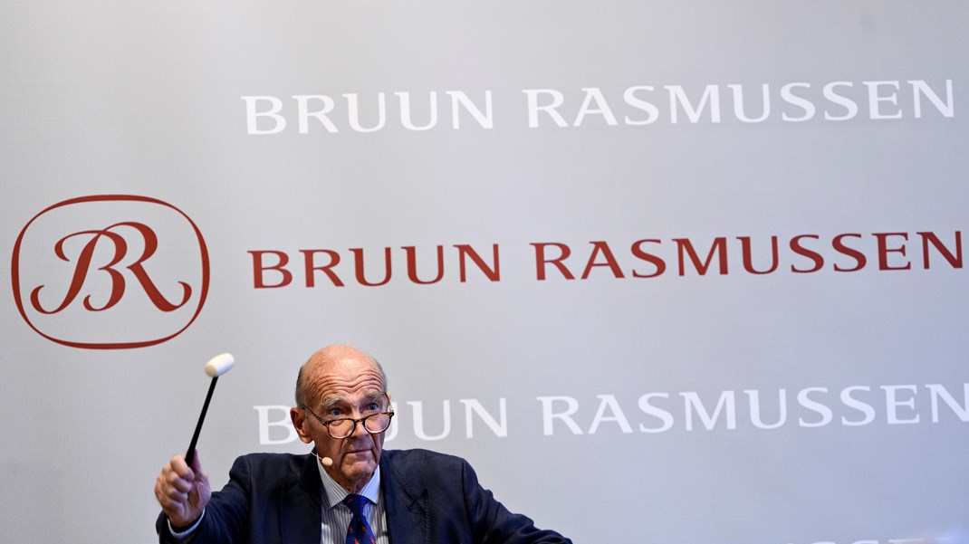 Jesper Bruun Rasmussen og familien har besluttet at sælge det 75 år gamle auktionshus.