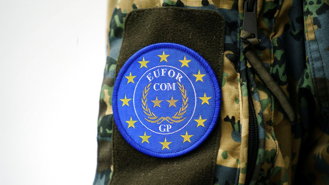 Den fredsbevarende styrke i Bosnien-Hercegovina er i dag under EU’s kommando og bærer navnet EUFOR Altea, men oprindelig var styrken under Nato’s kommando.