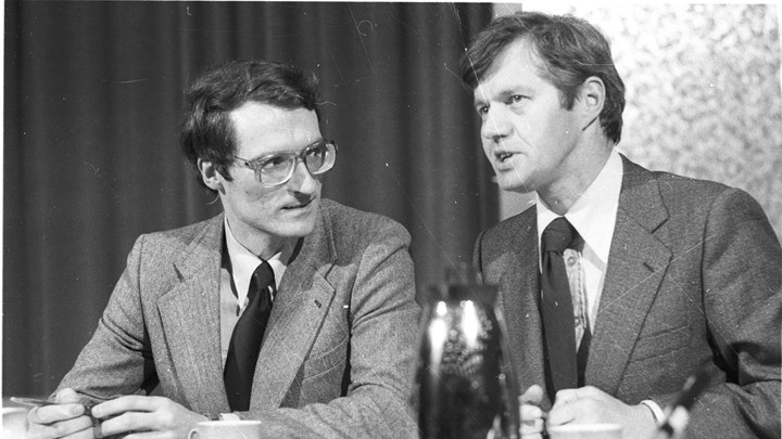 Daværende finansminister Bertel Haarder (V) og Svend Jakobsen (S) i 1980. 