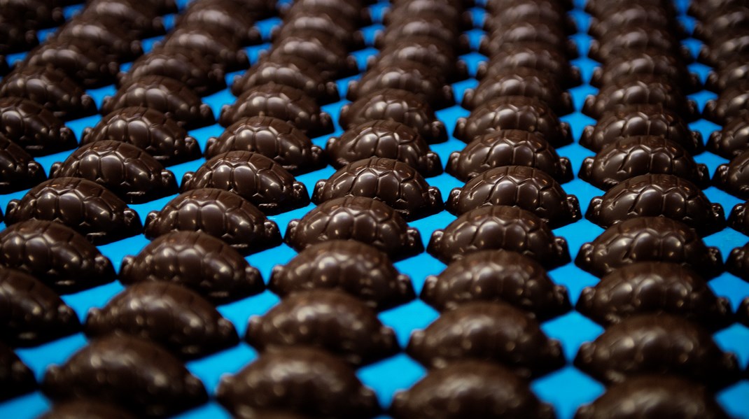 Chokoladeafgiften så indviklet, at fødevareproducenterne ikke engang kan få svar fra skattemyndighederne angående reglerne, skriver&nbsp;Claus Bøgelund Nielsen, Henrik Mühlendorph og Leif Nielsen.