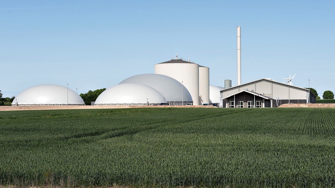 Produktionen af bioressourcer til den grønne omstilling - for eksempel biogasanlæg - kan ende med at lægge store beslag på Danmarks areal, hvis ikke man øger produktiviteten på mindre plads, mener et ekspertpanel.
