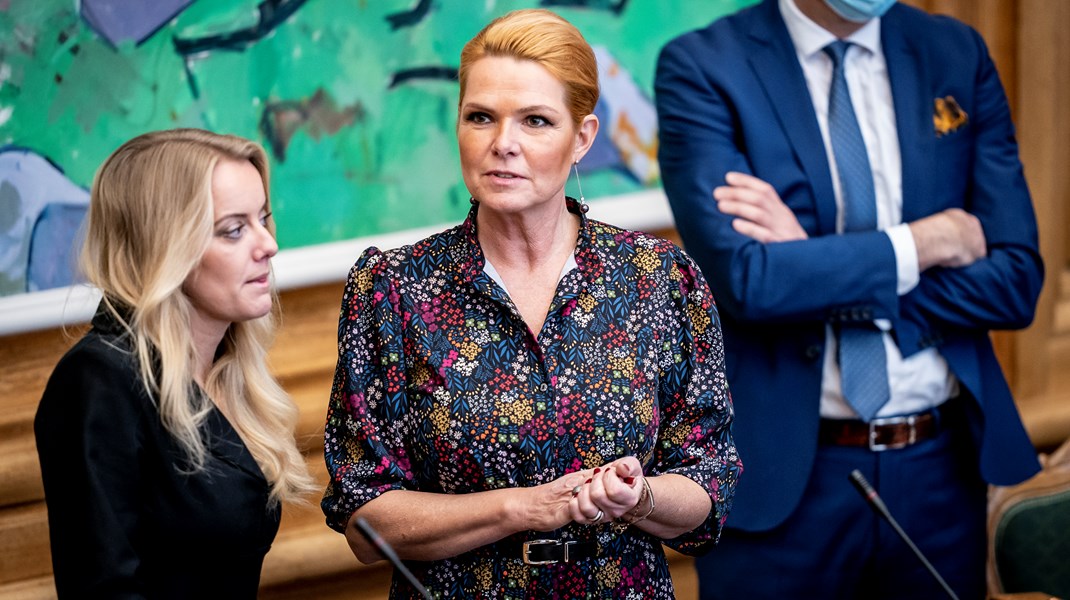 Kampen om identitetspolitik udstiller højrefløjens hykleri. Eksempelvis som når Pernille Vermund og Inger Støjberg formår at bilde en betydelig del af befolkningen ind, at de står udenfor en elite, som skal bekæmpes, skriver Nima Zamani, der dog savner en tilsvarende kritik af den identitære venstrefløj. 