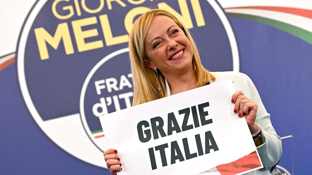 Alt tyder på, at Giorgia Meloni - leder af Fratelli d' Italia - kan blive Italiens første kvindelige premierminister efter de kommende regeringsforhandlinger.&nbsp;
