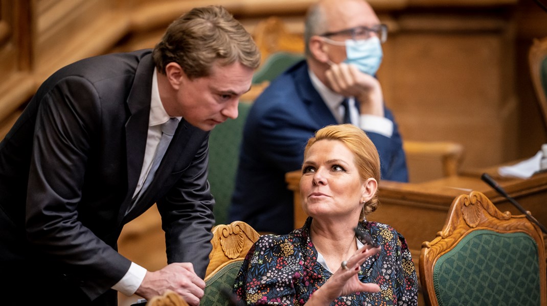 Forskellen på Danmarksdemokraterne og Dansk Folkeparti er altså lige her.&nbsp;Dansk Folkeparti veg tilbage for at gå i regering. Inger Støjberg går målrettet efter det, skriver Christian Egander Skov.