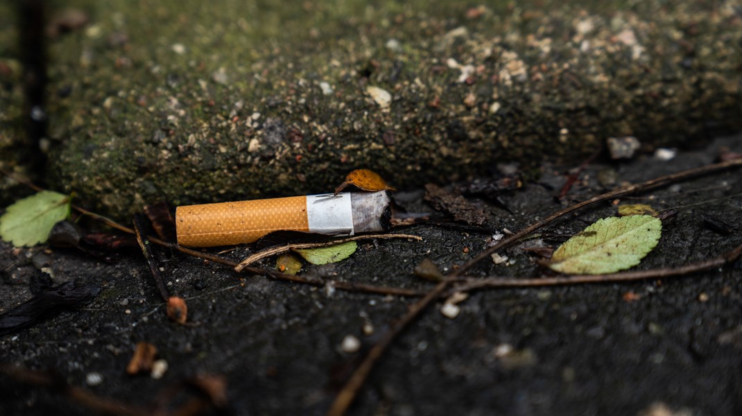 <i>Fra
januar 2023 skal tobaksindustrien betale for, at cigaretskod fjernes fra
naturen grundet EU's engangsplastikdirektiv.</i>