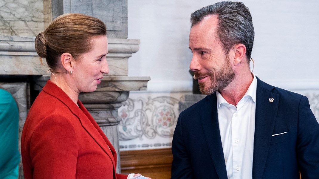 Socialdemokraterne og Venstre gik på strandhugst i hinandens sundhedspolitik under den seneste valgkamp. Regeringens valgsudspil på sundhedsområdet vil vise, om det bliver en gentagelse ved dette valg. 