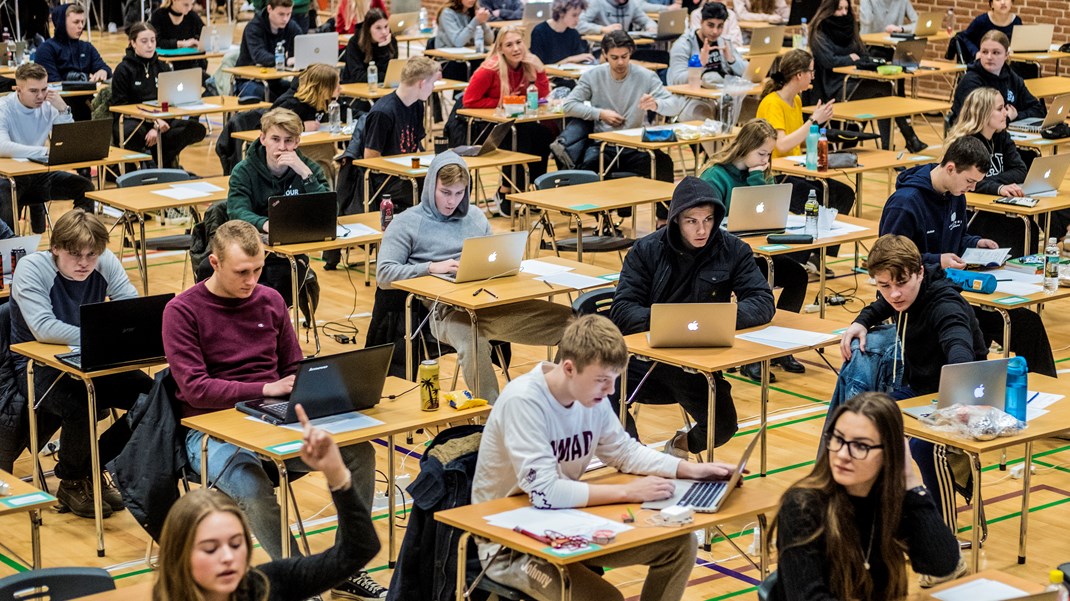 Både elever, lærere og gymnasieledelser vil gerne ændre på kulturen. DGS ser en stigende interesse blandt gymnasieelever for obligatorisk seksualundervisning, skriver Henriette Laursen og Madeleine Steenberg.