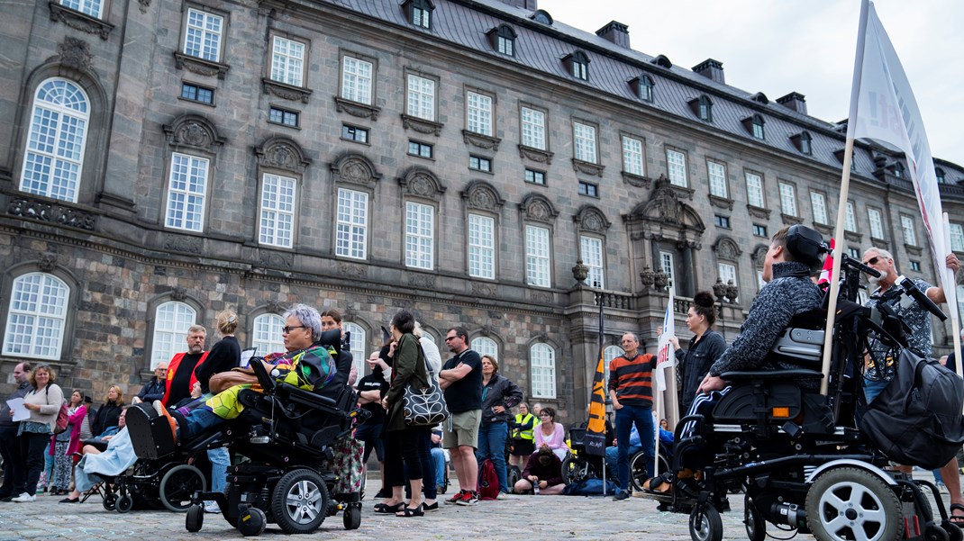 Vi håber, at en ny regering vil lytte og sikre en reform af hjælpemiddelområdet. Vi ønsker en bedre organisering og mindre bureaukrati, skriver Thorkild Olesen og Tina Nør Langager.