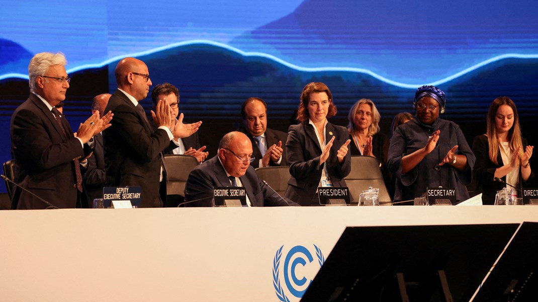 Klokken 04:12 natten til søndag bankede Sameh Shoukry, Egyptens udenrigsminister og COP27-formand, for første gang med hammeren, der afsluttede et to ugers langt klimatopmøde.