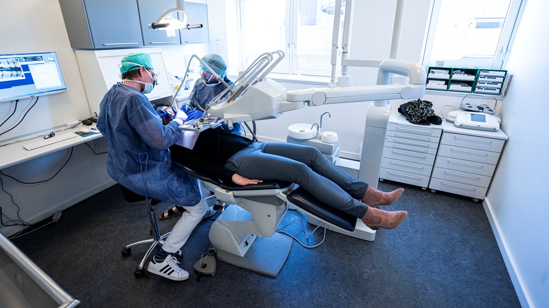 På kronikerområdet ser vi gerne bedre muligheder for vederlagsfri tandpleje, så eksempelvis kræft-, diabetes- eller hjertepatienter ikke presses af voldsomme ekstraregninger til tandpleje i forbindelse med deres sygdomme, skriver Jens Mondrup.