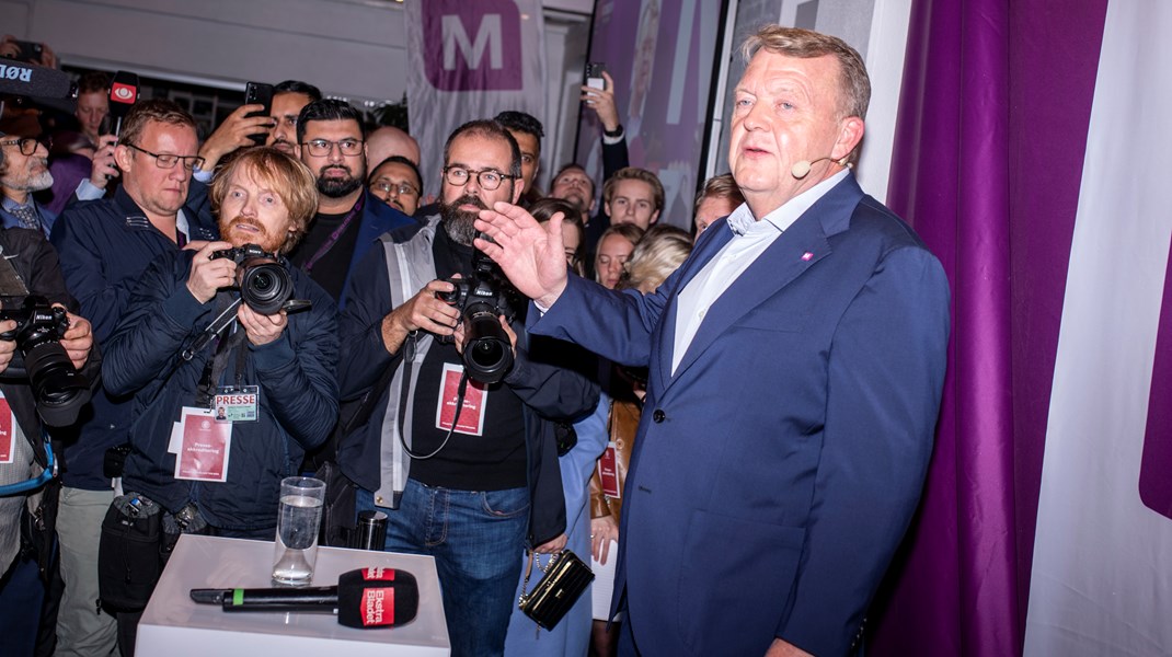 Lars Løkke Rasmussen (M) troede på valgaftenen, at han sad med nøglen til Statsministeriet. Det mislykkedes, men Moderaterne fik stemmer fra både rød og blå blok.