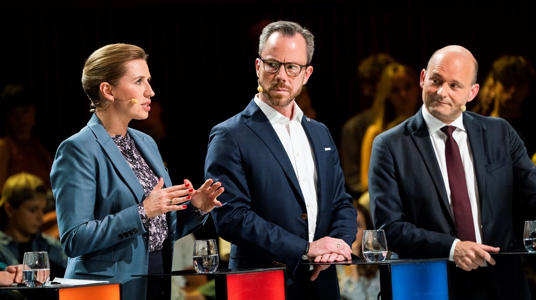 Lagde I mærke til noget mærkeligt ved politikernes påklædning under valgkampen? Verdensmålsbrochen var væk.