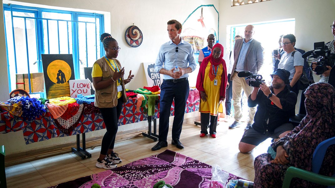 Udlændinge- og integrationsminister Kaare Dybvad Bek besøger et&nbsp;asylcenter i Rwanda. Dengang var perspektivet, at Danmark inden for et år skulle have etableret et modtagecenter i Rwanda.&nbsp;