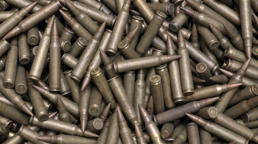 Forsvaret har ikke selv produceret håndvåbenammunition siden Forsvaret frasolgte sin ammunitionsfabrik i 2008, skriver&nbsp;Nicolai C. B. Jensen.