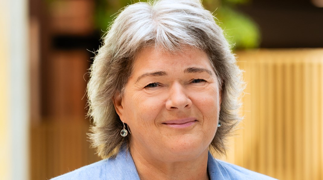 Susanne Lauth har været sygeplejefaglig direktør på Aarhus Universitetshospital siden 2021. Hun kom fra en tilsvarende stilling på Sydvestjysk Sygehus og var inden da vicedirektør på Sygehus Vendsyssel og Sygehus Thy-Mors.