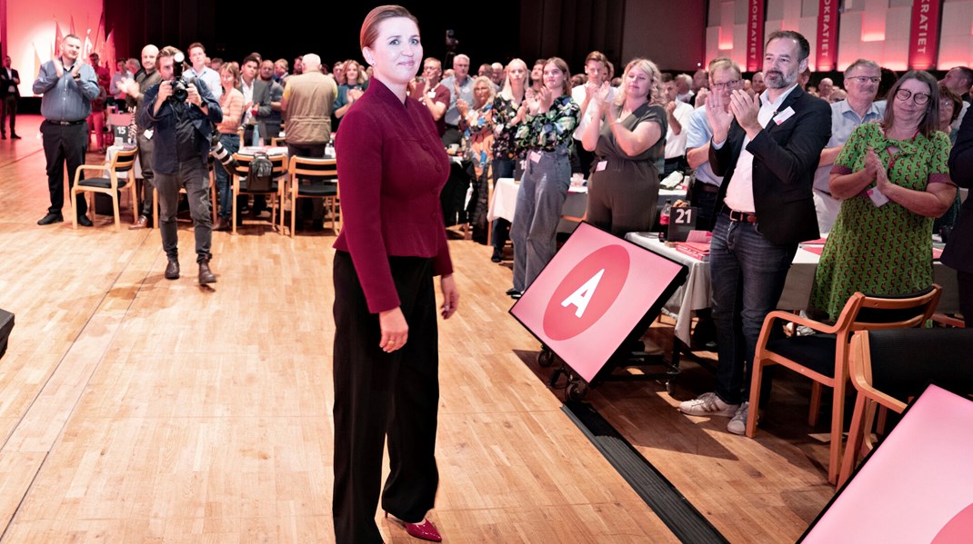 Trods mere kritik end ved tidligere årsmøder og kongresser blev der fortsat klappet taktfast af den socialdemokratiske formand Mette Frederiksen, da partiet i weekenden holdte landsmøde i Aalborg.