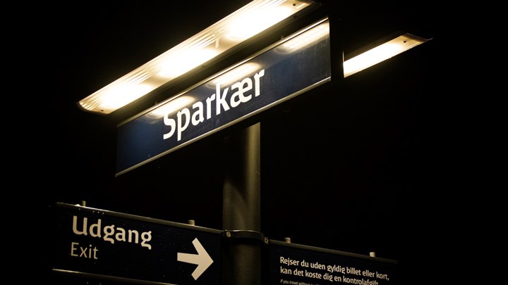 Med det nye togstop i Sparkær kan man nu komme fra landsbyen til Viborg på otte minutter. Førhen tog det 35 minutter med bussen.