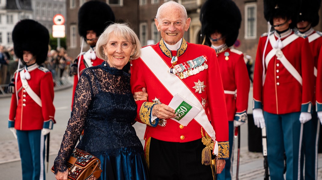 Per Thornit var gift to gange. Her ses han med fru Ulla i 2022 forud for festforestillingen på Det Kgl. Teater i anledning af dronning Margrethes 50 års jubilæum som Danmarks regent.