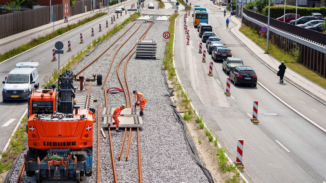 EU-institut: Teknologi kan ikke alene gøre transportsektoren grøn. Politikerne skal på banen med milliardinvesteringer