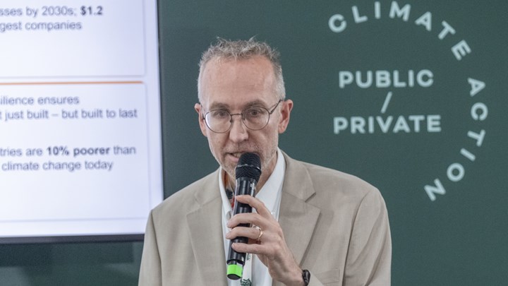 Mandag modererede Mattias Söderberg et event om private investeringer med henblik på klimatilpasning. 