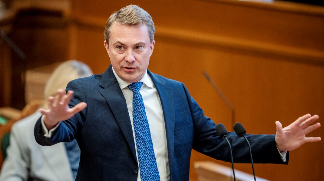 DF's kurs over for Trumps USA er endt i det rene zigzag