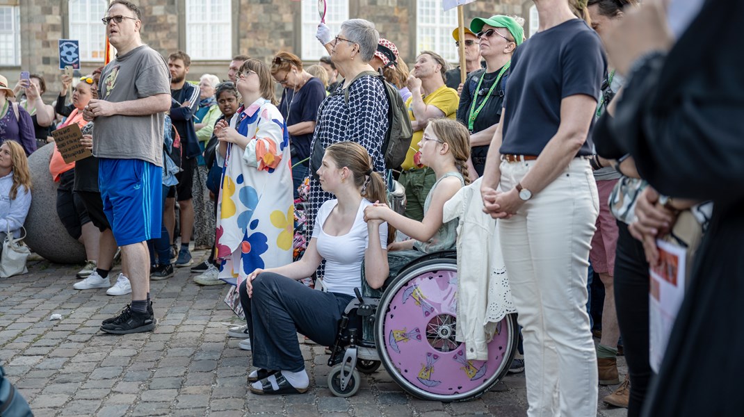 Mennesker med handicap føler sig overhørt i valgkampen. På et bibliotek på Fyn bragte emnet stærke følelser frem