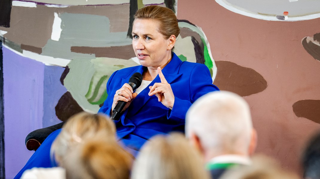 Her er, hvad der skete, da Mette Frederiksen skabte vild forargelse med udtalelse om børn, big tech og cigaretter