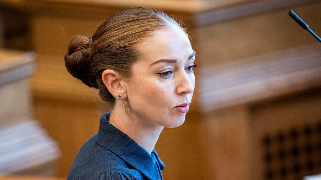 Samira Nawa har kaldt slingrekurs om gasfyr ”dybt uansvarlig”. Men det nye regeringsgrundlag retter ikke op på den