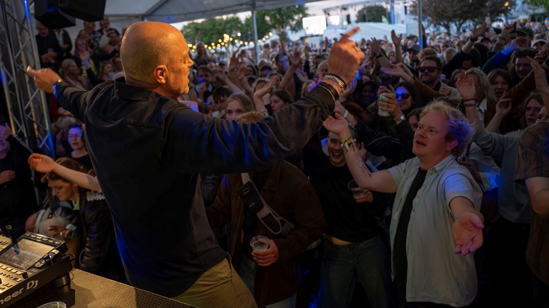 Heunicke solede sig i popularitet på Bornholm: "Det eneste negative er, at han ikke er Tesfaye"