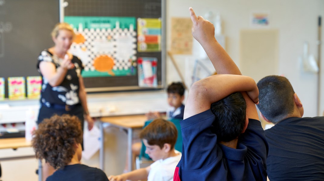 Ingen tør sige det højt. Men nogle af skolens problemer skyldes altså dårlige lærere