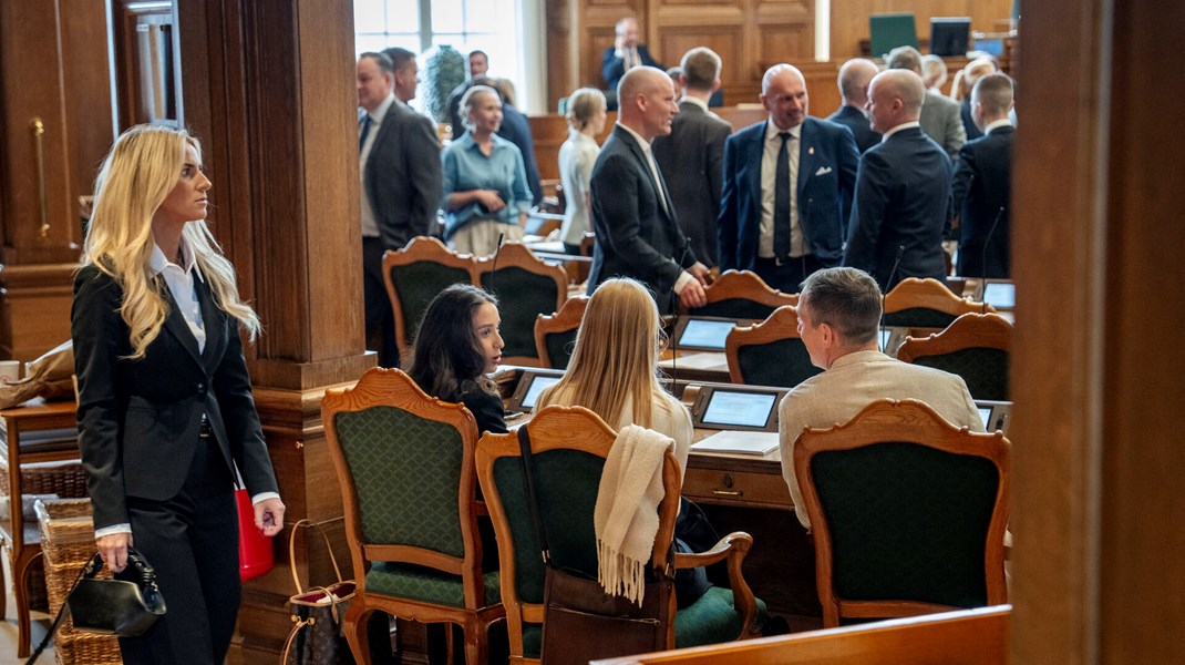Danskerne valgte flere kvinder end politikerne selv: "Noget tyder på, at vælgerne kompenserer for partierne"